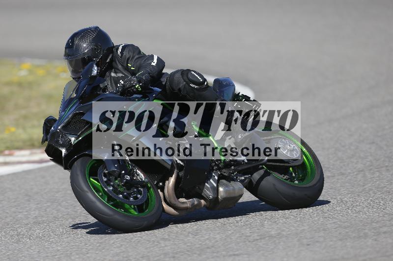 /05 07.04.2026 Cornu Master School ADR/Gruppe gruen/8